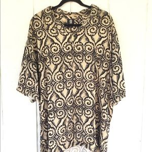 XL Guess collared button down shirt